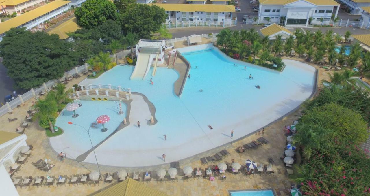 Lacqua Di Roma Com Piscina De Ondas Caldas Novas Exterior photo